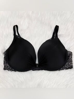 Victoria’s Secret Push Up Demi Cup Plunge Bra Size 38C Black Rhinestone NWOT